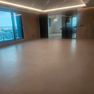 광주 첨단 90평대 포세린타일, 케라폭시 줄눈 시공으로 완성된 품격