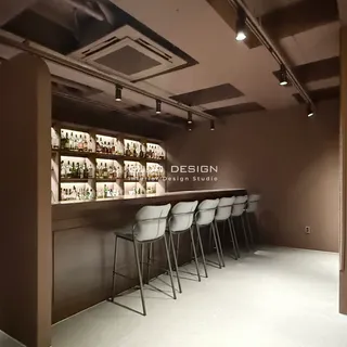 광교 모던 비즈니스 바: 3주 만에 완성된 품격