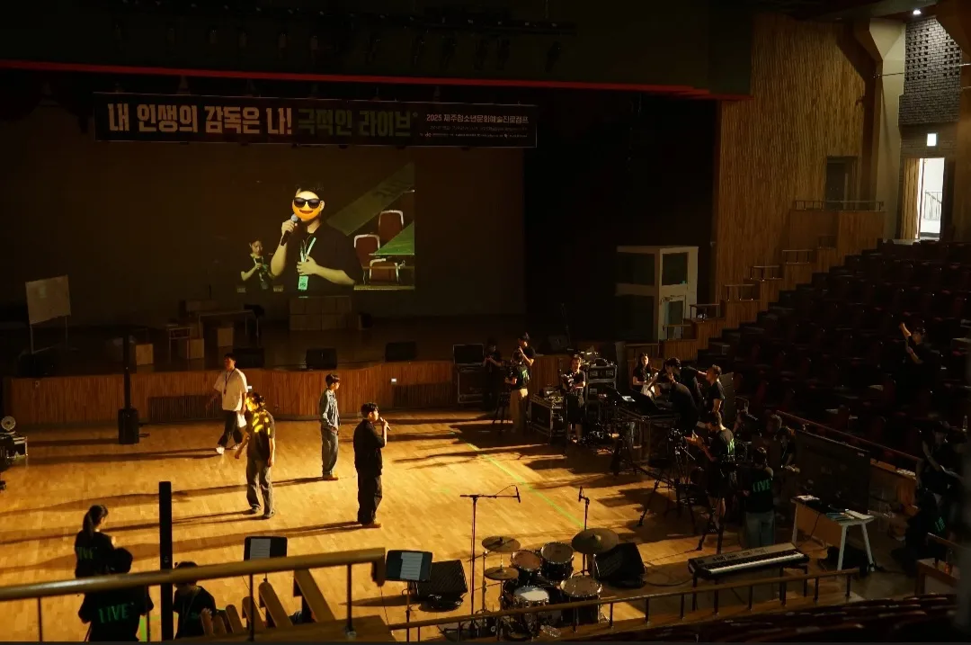 이미지 6