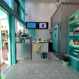 해운대 정육점 인테리어