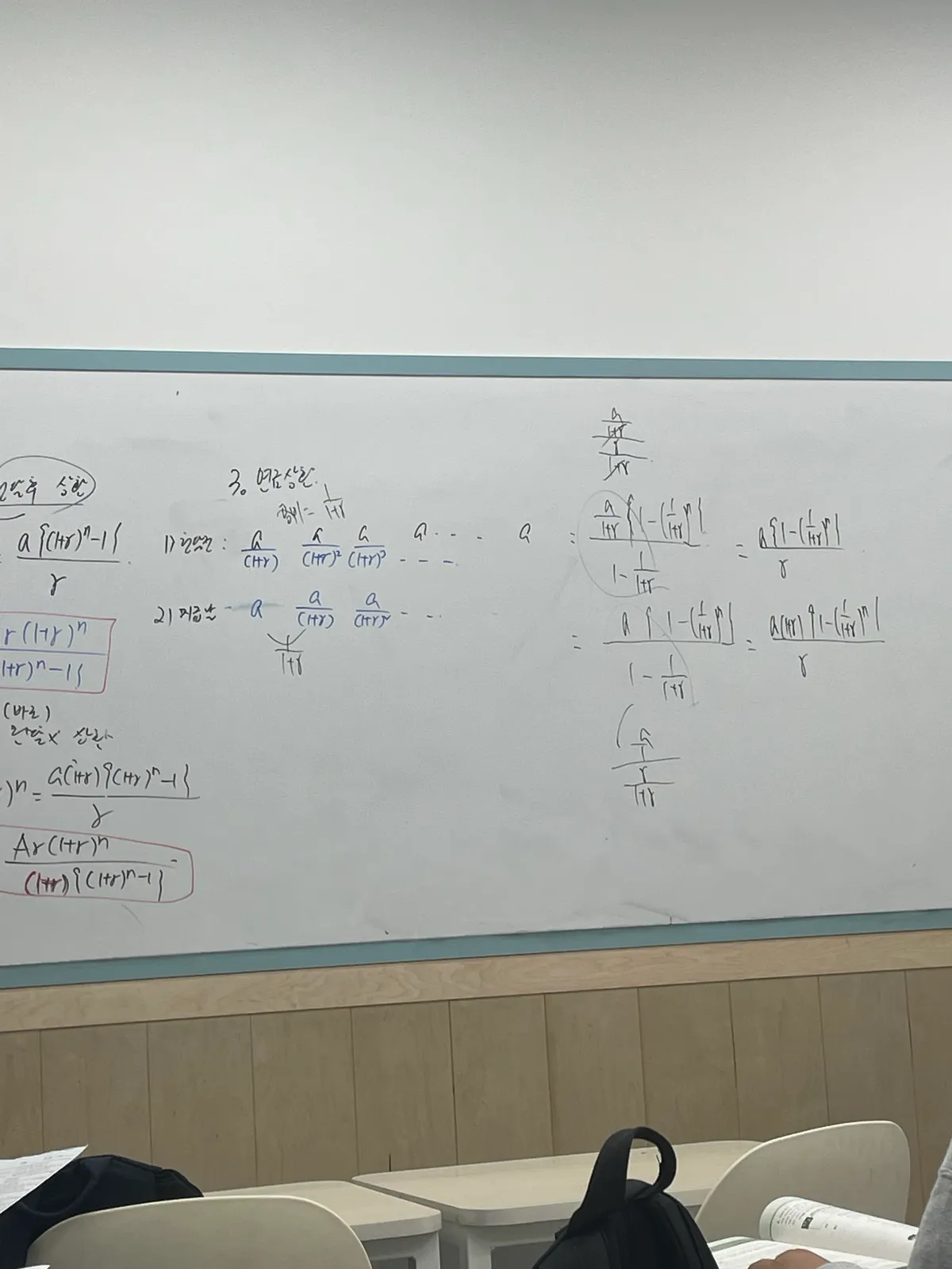 이미지 4