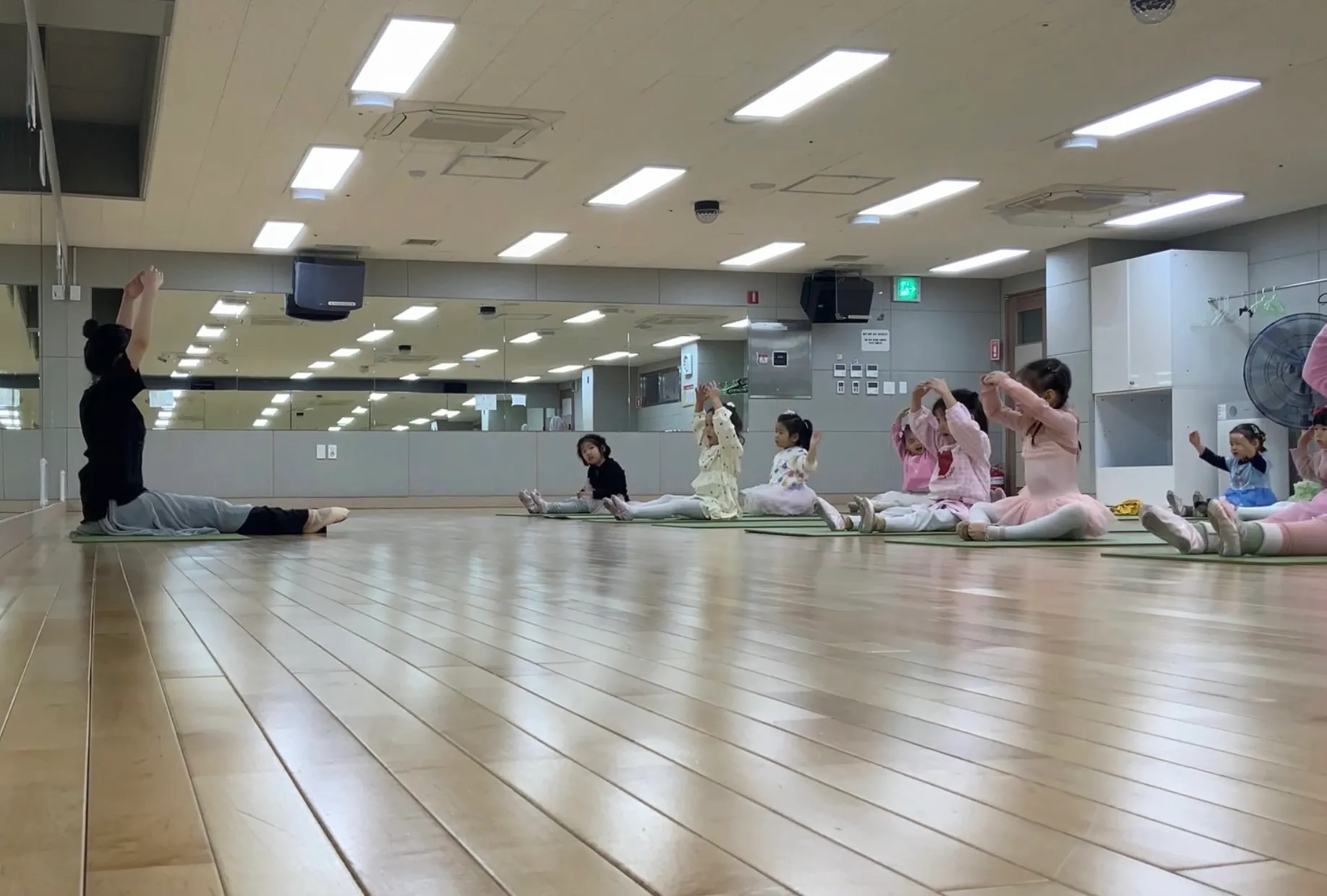 이미지 4