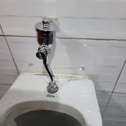 소변기