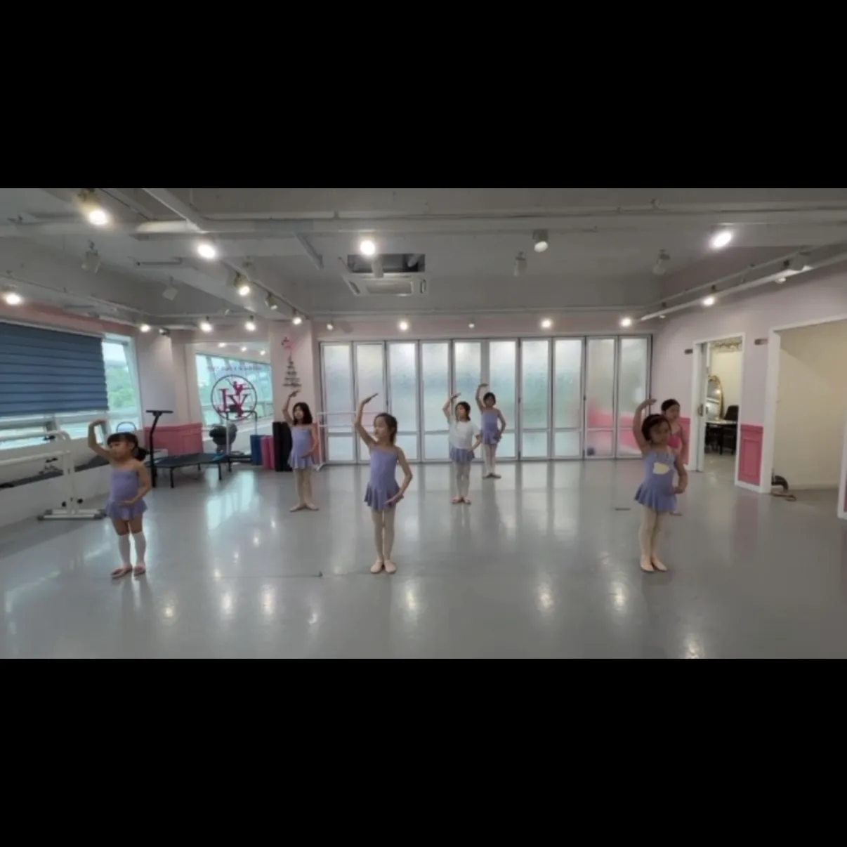이미지 6