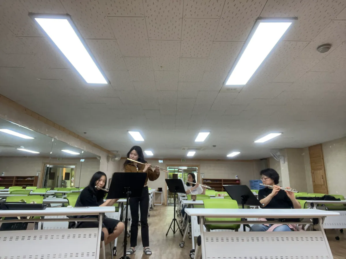 이미지 6