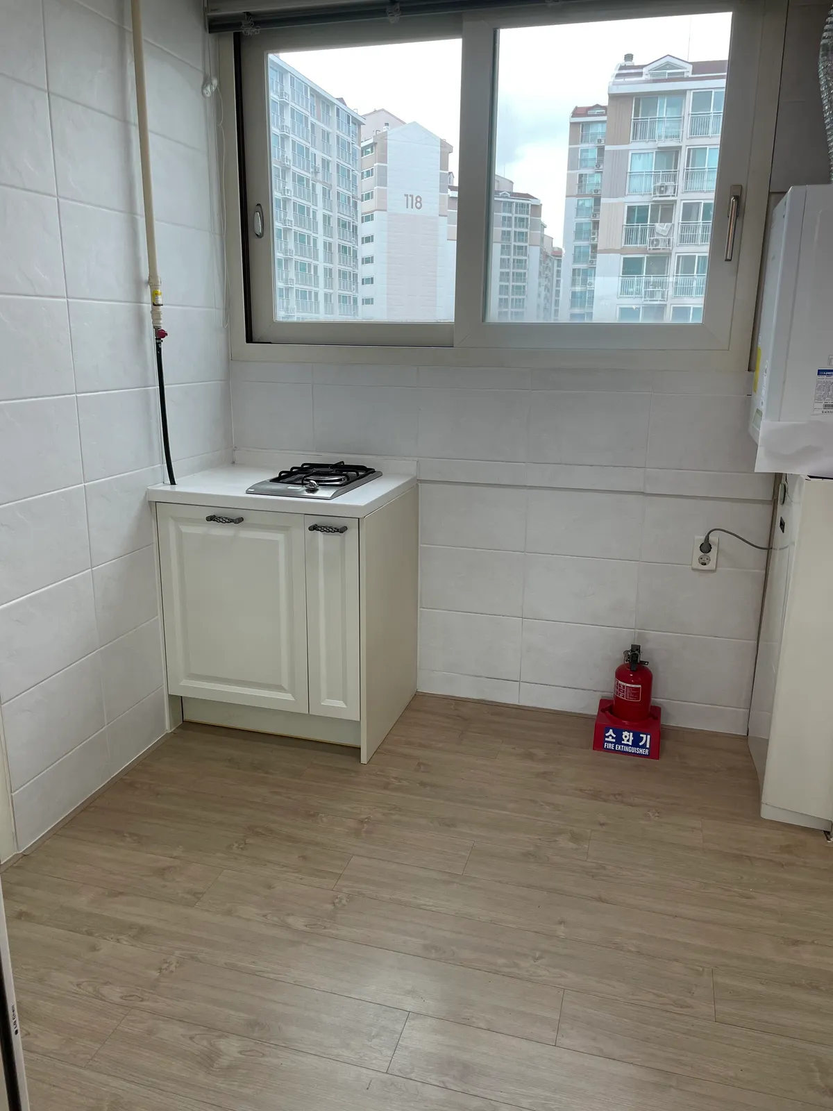 이미지 4