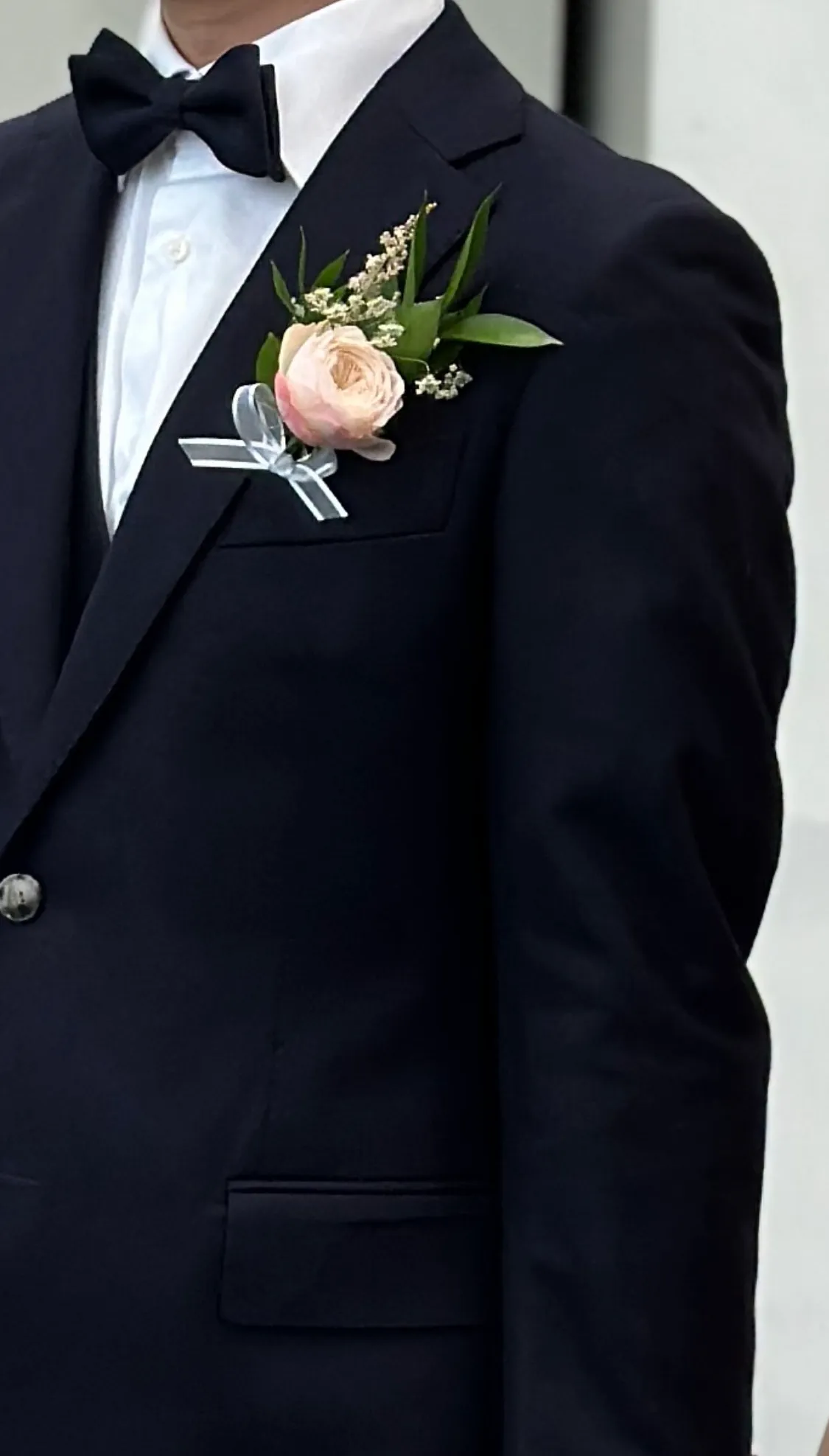 웨딩소품 (부케,부토니아, 혼주사회자 코사지) / 원잎플라워 - 숨고, 숨은고수 웨딩소품 (부케,부토니아, 혼주사회자 코사지)