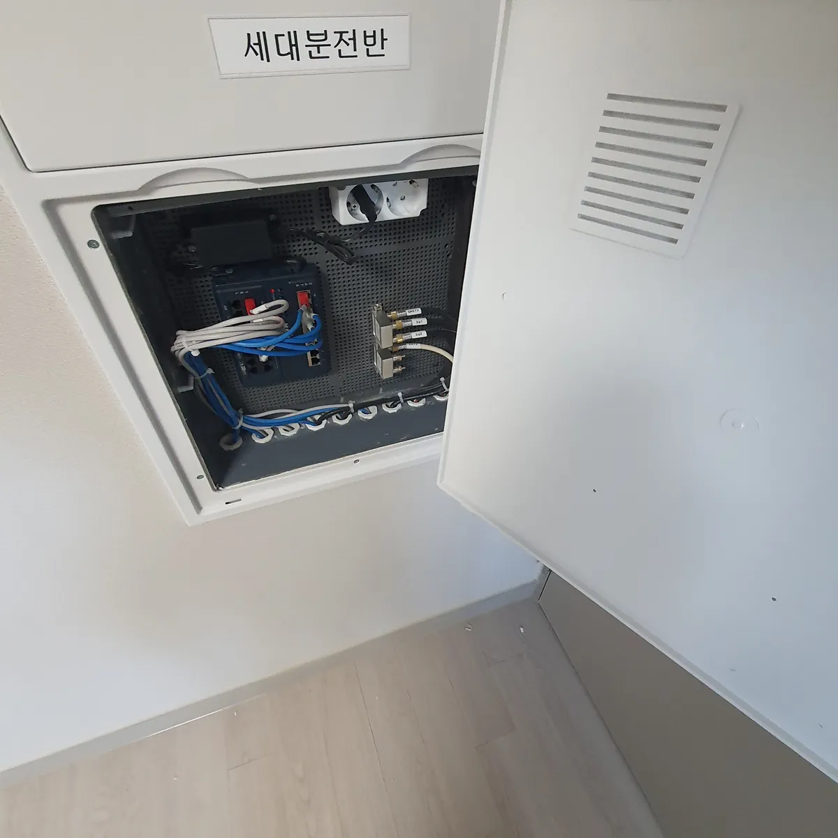 이미지 3
