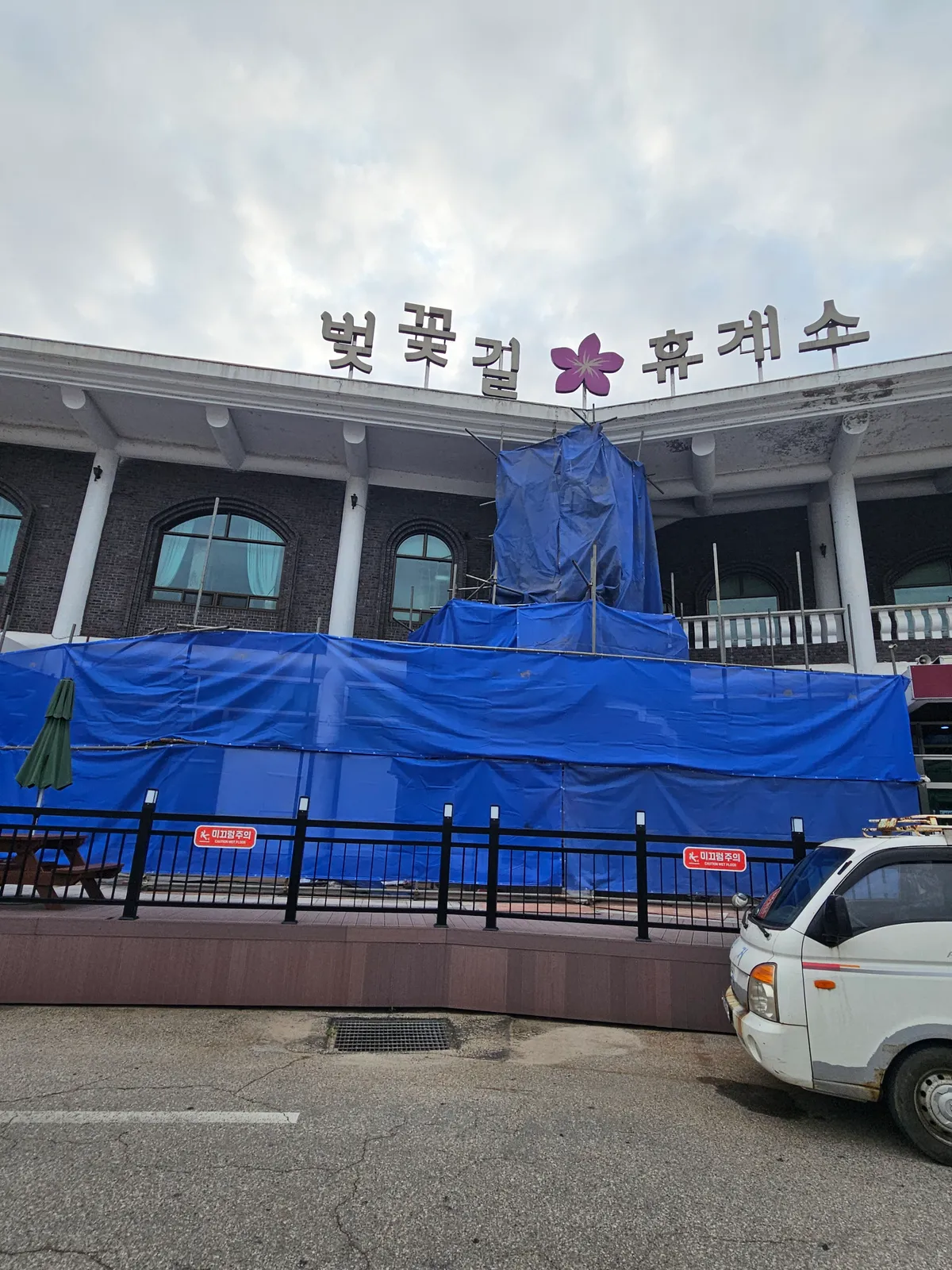 이미지 4