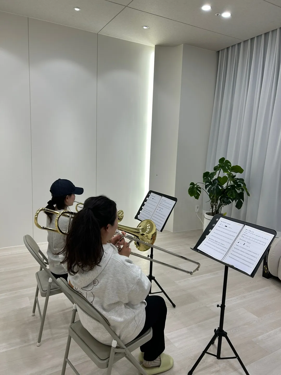 이미지 4