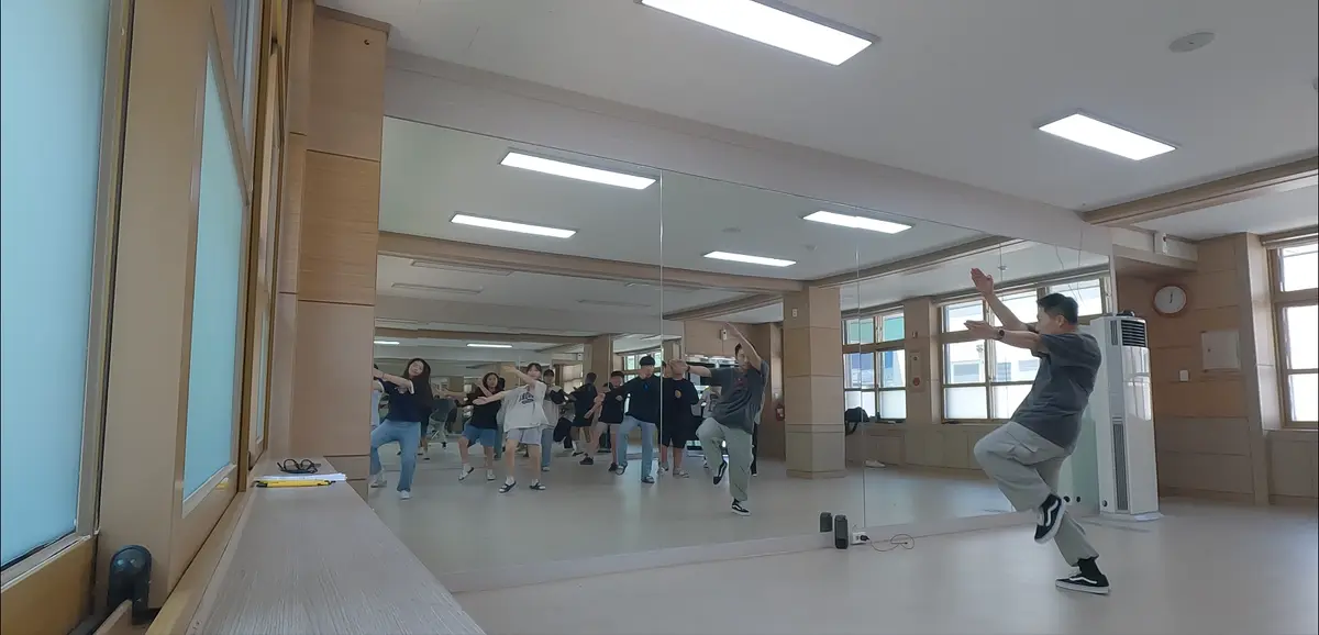이미지 4