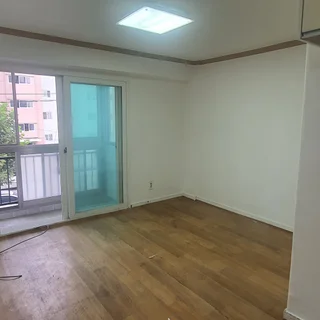 구축 아파트 곰팡이 처리 및 도배 시공