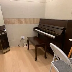 피아노 연습실