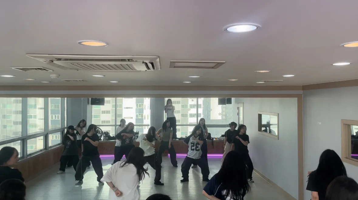 이미지 9