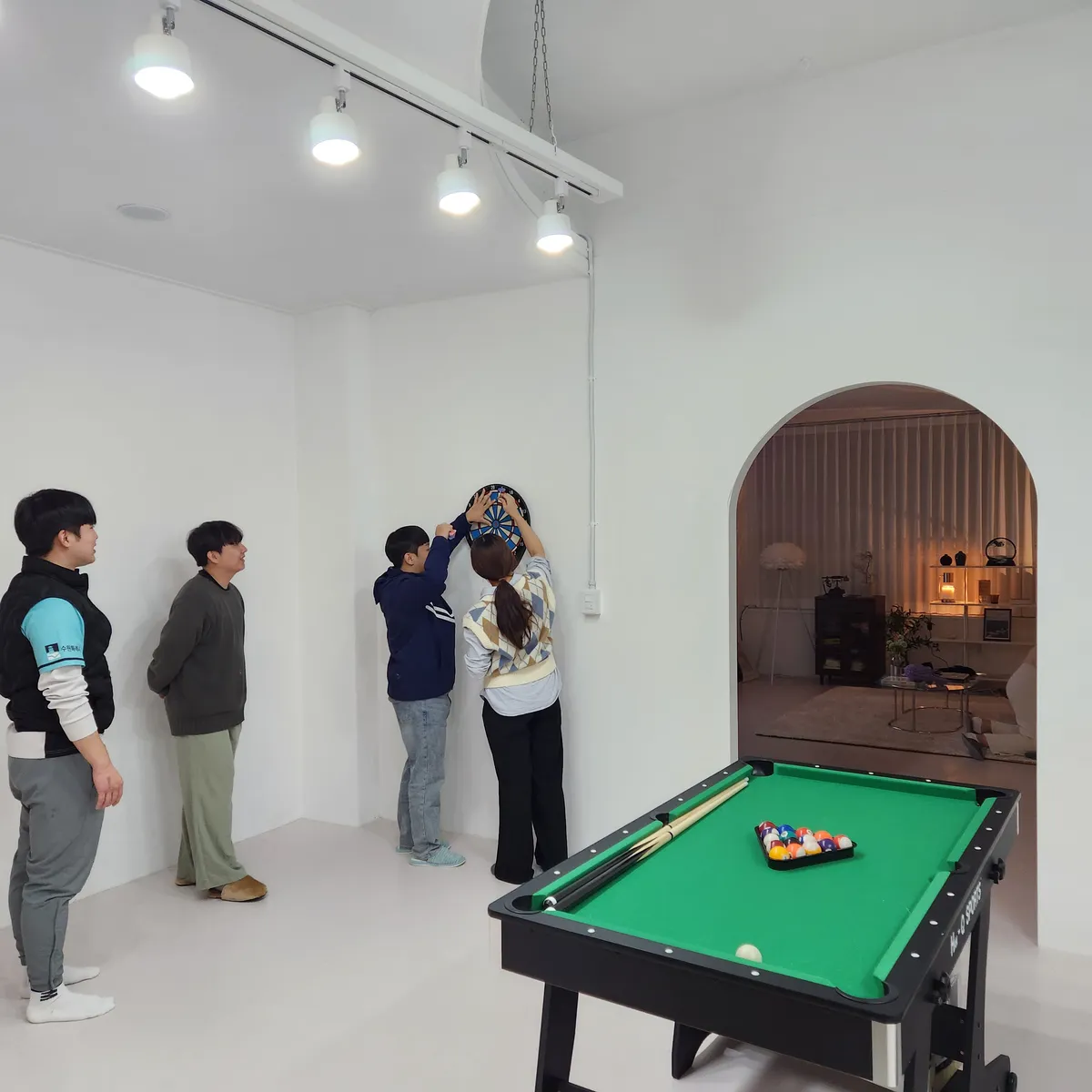 이미지 4