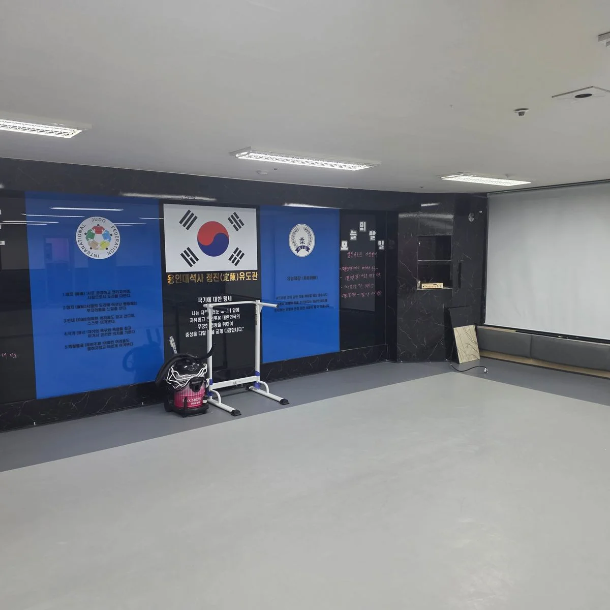 이미지 4