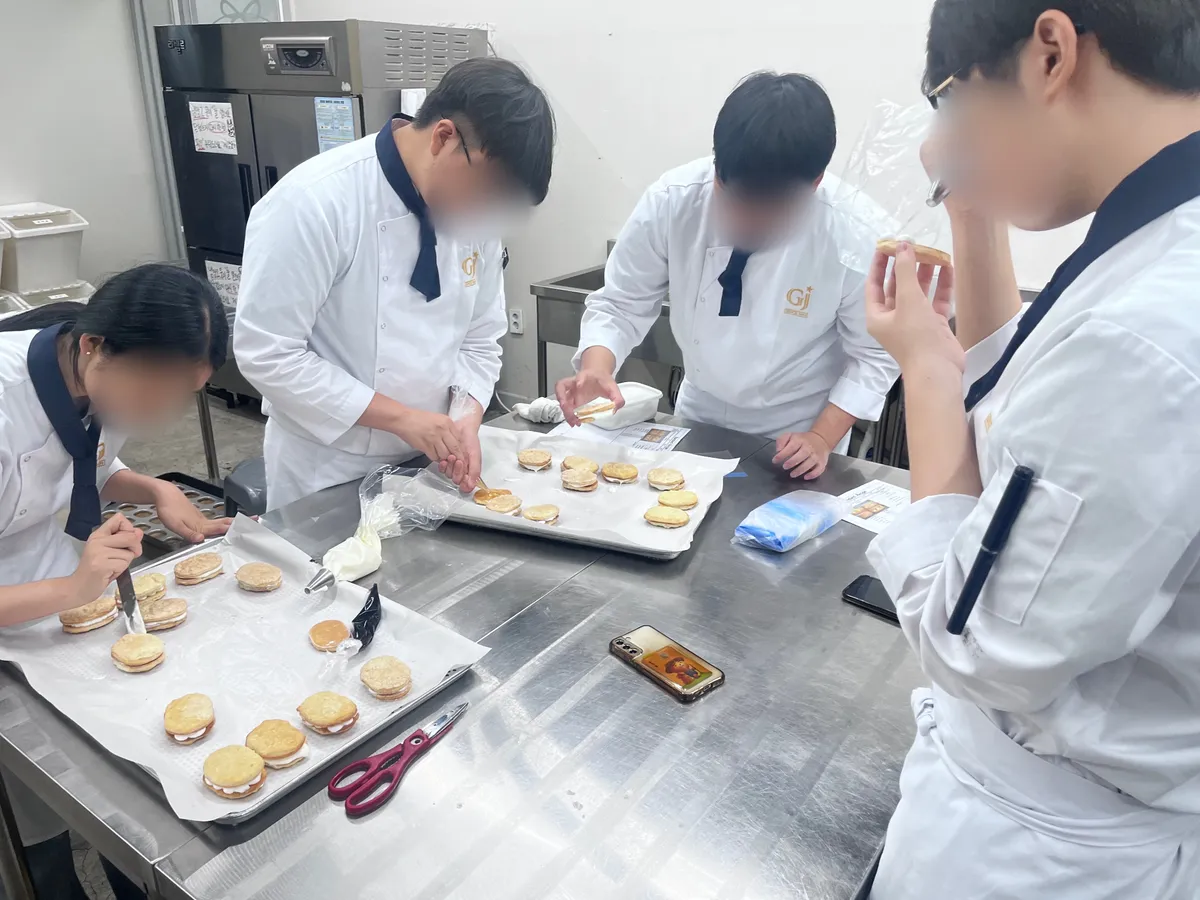 이미지 9
