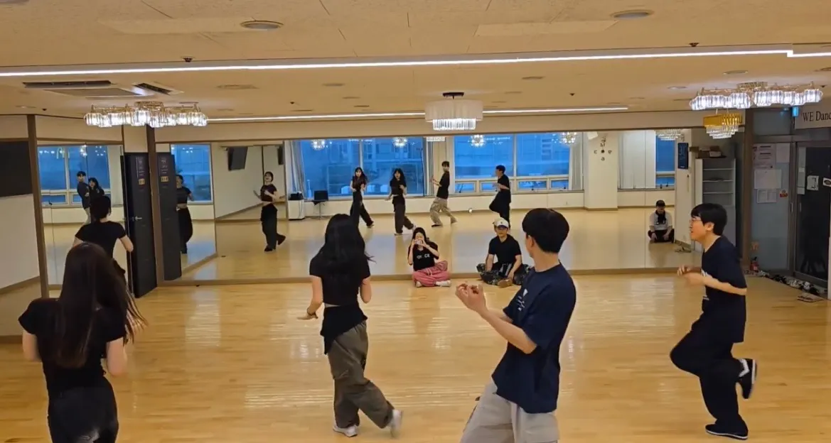 이미지 4