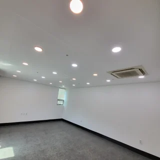 상가 40평 철거후 10평.30평 2개호실 나눈 현장