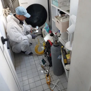 김해 삼방동 한일아파트 주방 쇠파이프 누수, 정밀 탐지부터 액샐배관 교체까지 완벽 해결!
