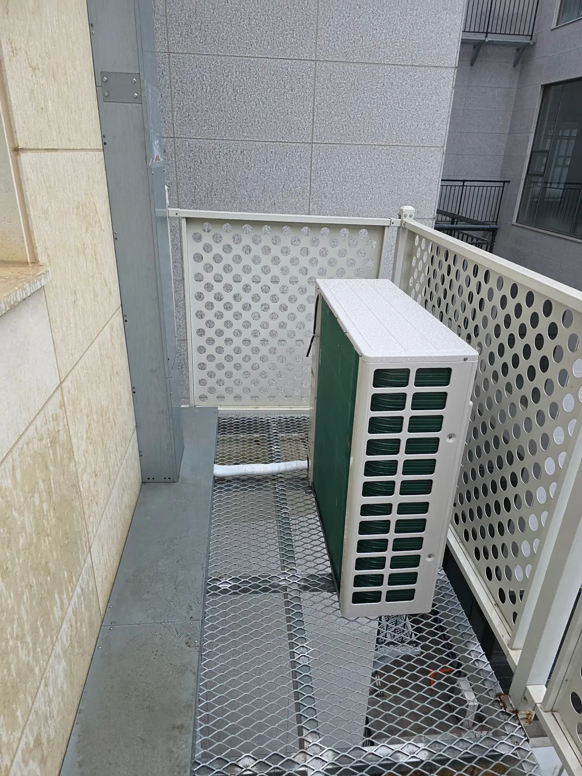 이미지 4