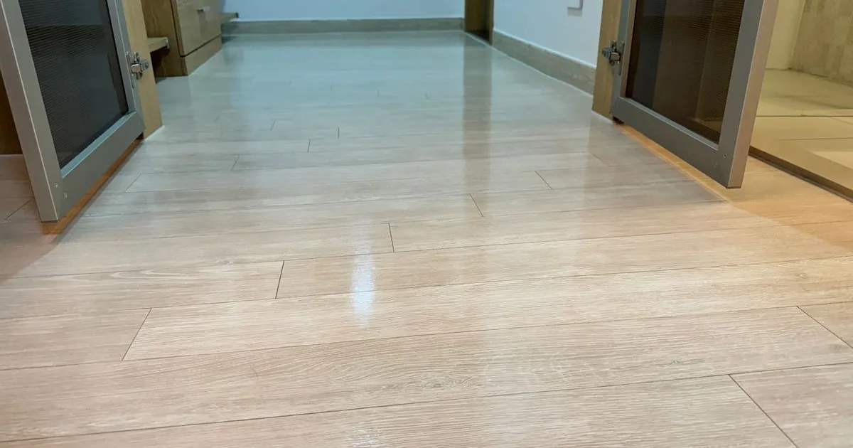 포천시 - 엄팀장님 입주청소 및 마루코팅 / 쓱닥터 - 숨고, 숨은고수 포천시- 엄팀장님 입주청소 및 마루코팅