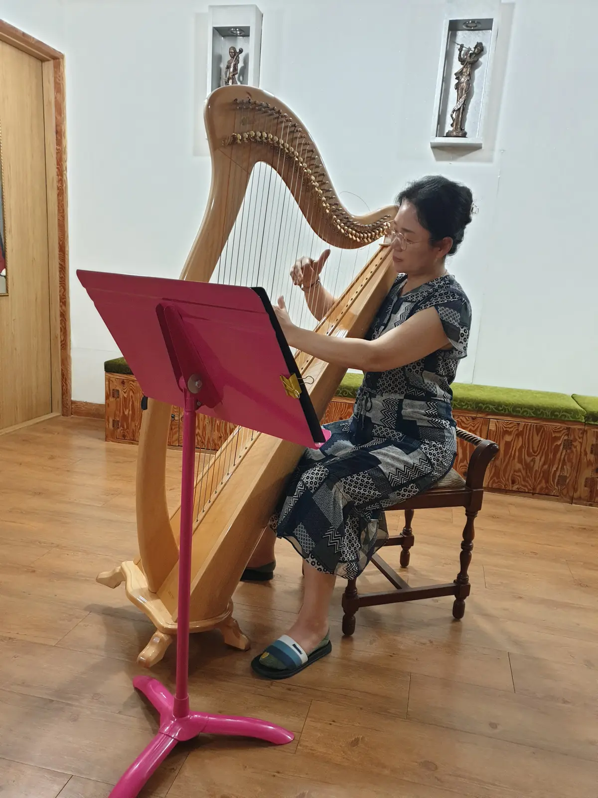 이미지 4