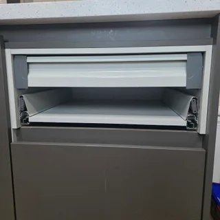 씽크대 수납장 앞판 떨어짐