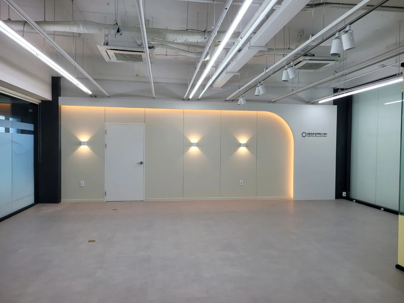 이미지 4