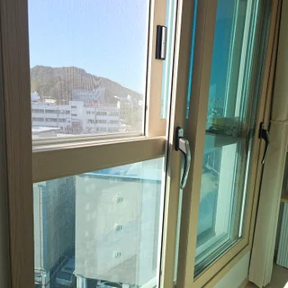 입면분할창 청소 미세방충망교체작업