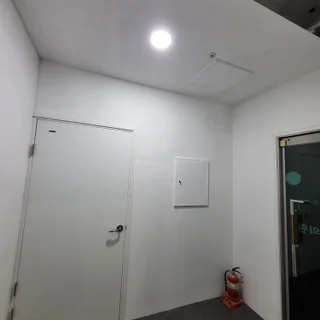 상가 40평 철거후 10평.30평 2개호실 나눈 현장