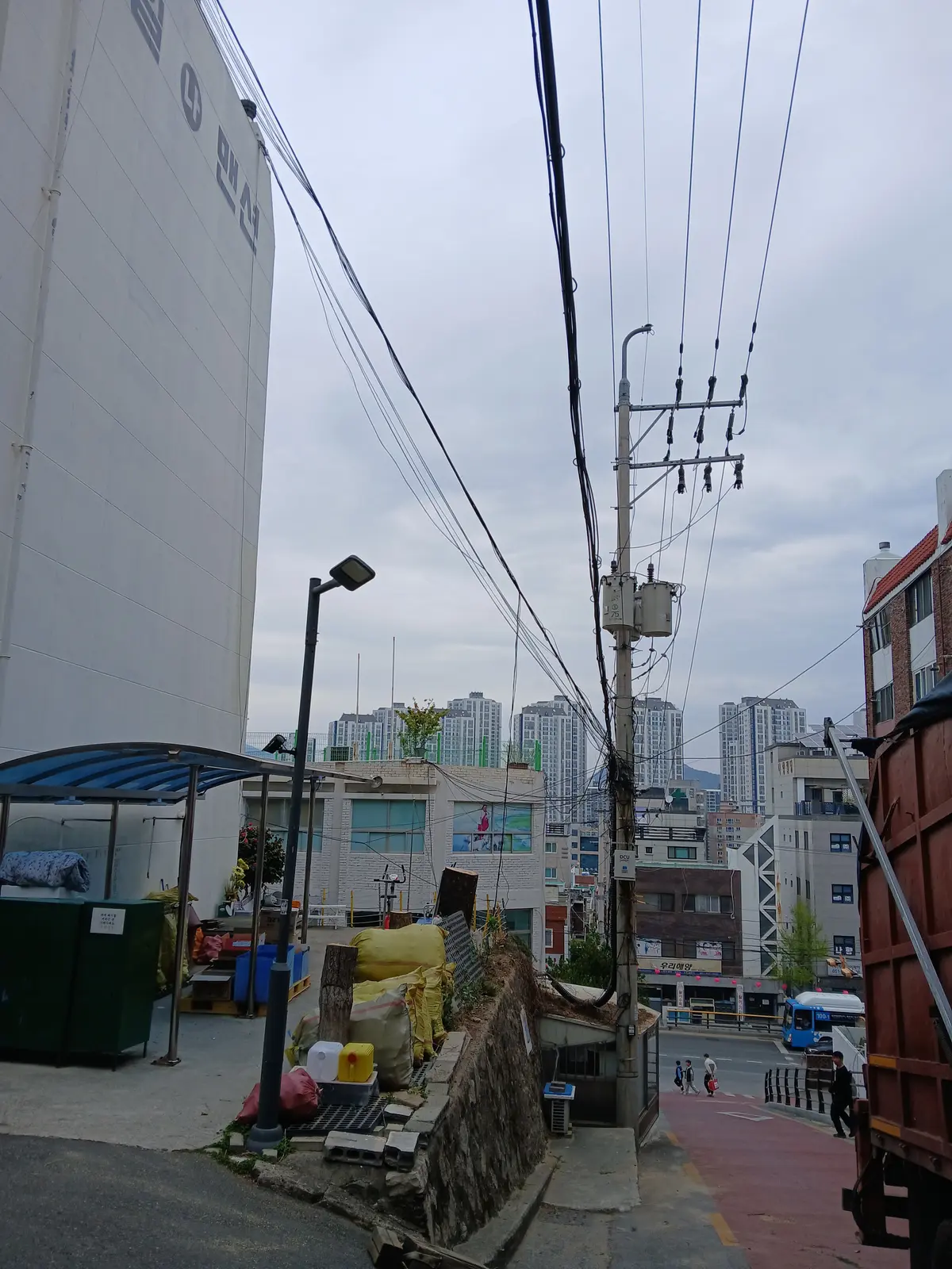 이미지 4