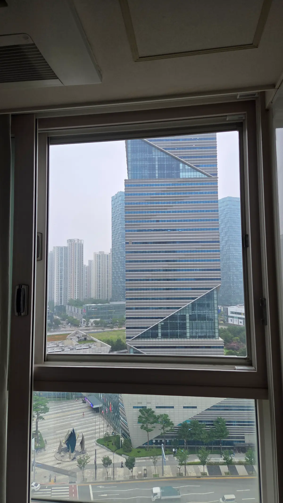 이미지 10