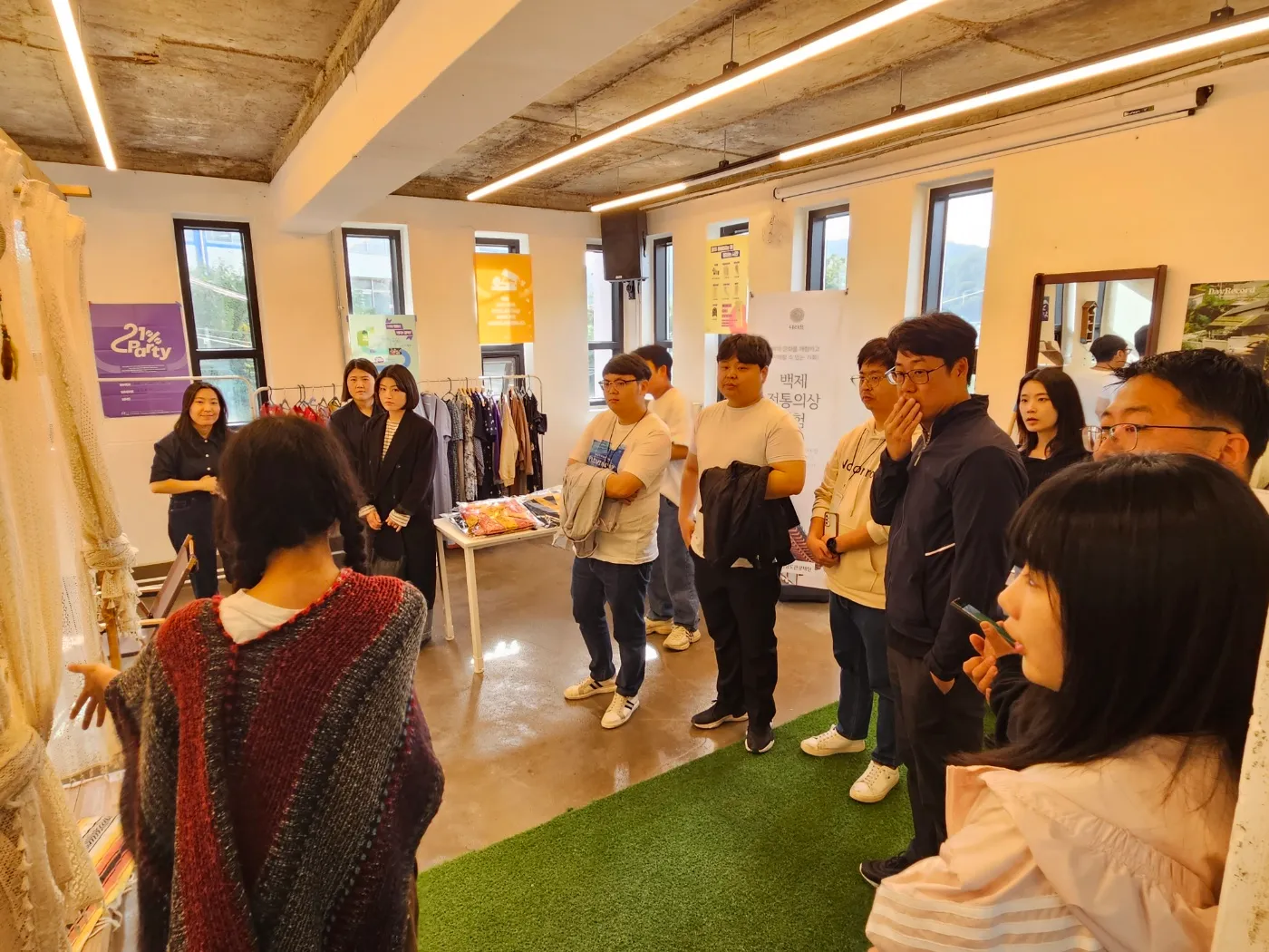 이미지 9