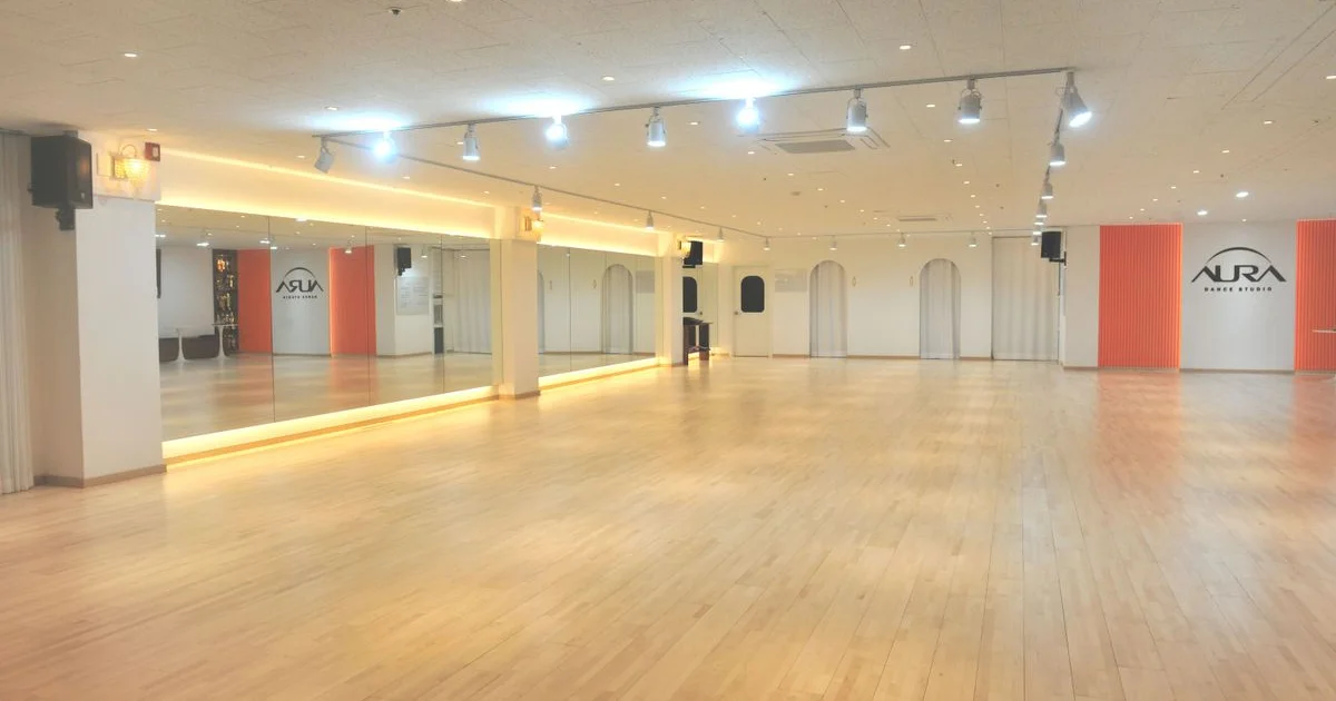 아우라 댄스아카데미 고수의 댄스스포츠 레슨 서비스, 경남 진주시 - 숨고, 숨은고수 아우라 댄스아카데미 고수의 댄스스포츠 레슨 서비스, 경남... 