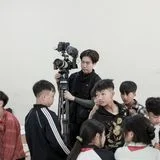 인사이드 더 프레임 Inside the Frame