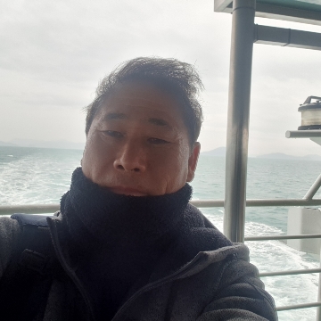 디자인 하우스 지붕 고수 프로필