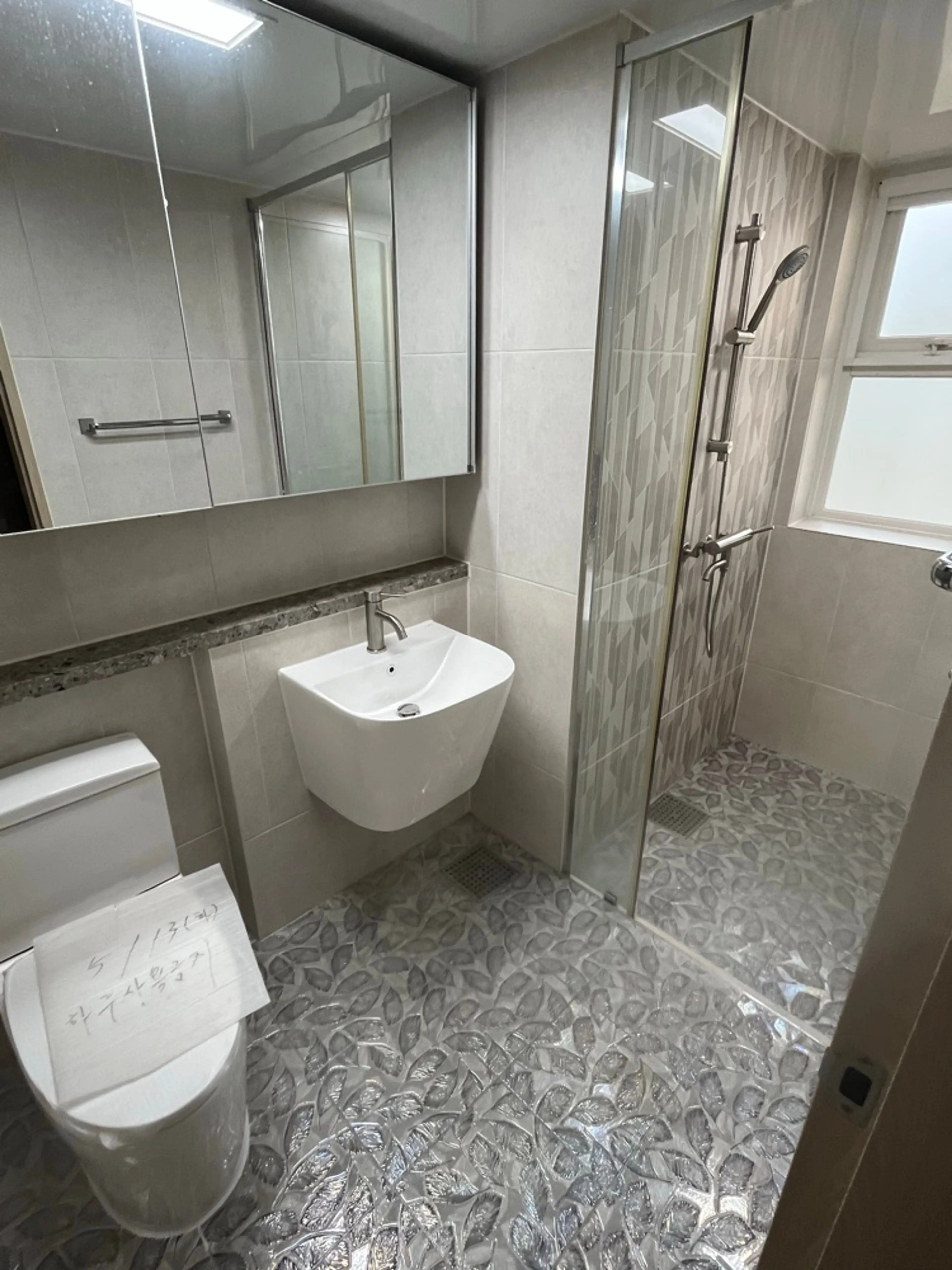 D5AE649A-94B2-46E9-BA53-71489C27DAA1.jpg