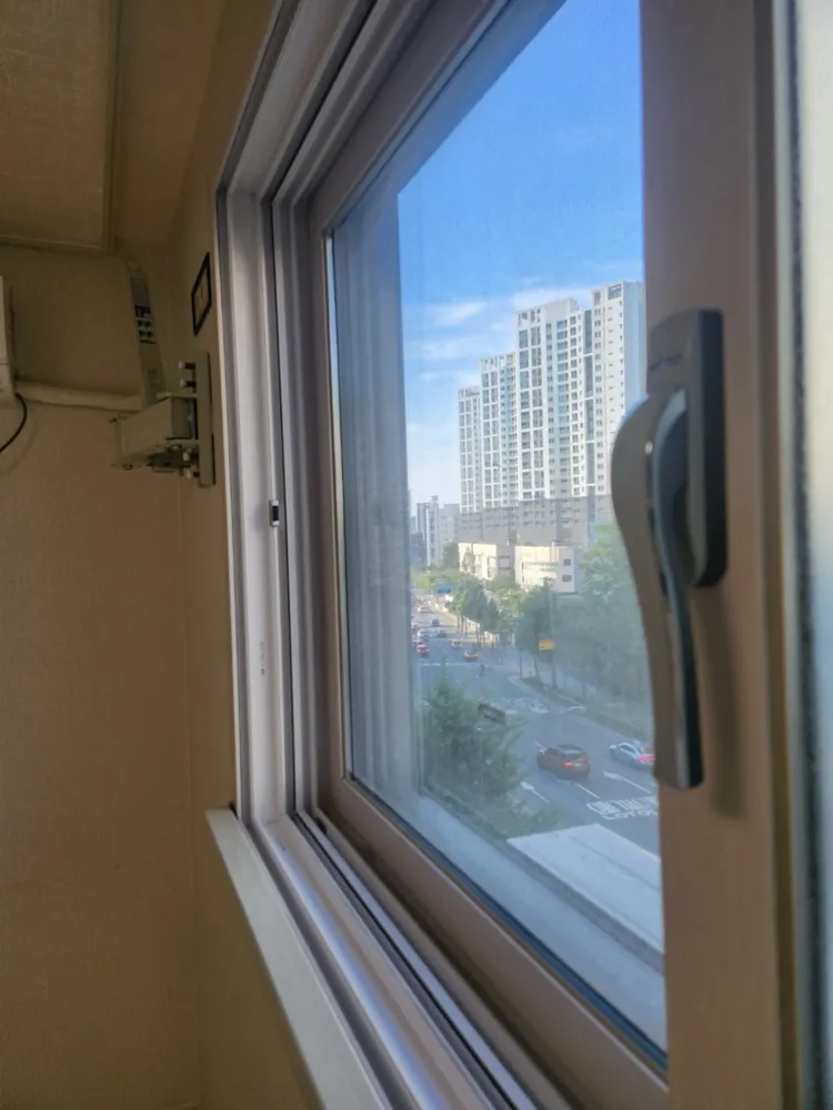 e9df5f18-2fbd-40cb-9381-e9570538ae39.jpg?webp=1